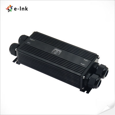 Extenseur PoE Gigabit Robuste IP67 1 Entrée 3 Sorties + SFP 90W 400m